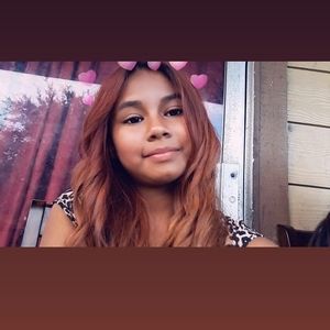 Meet your Posher, Daniela